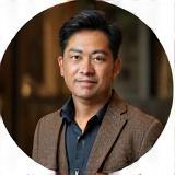 Headshot of Encik Zul, Lead Artisan at Sentuhan Seni